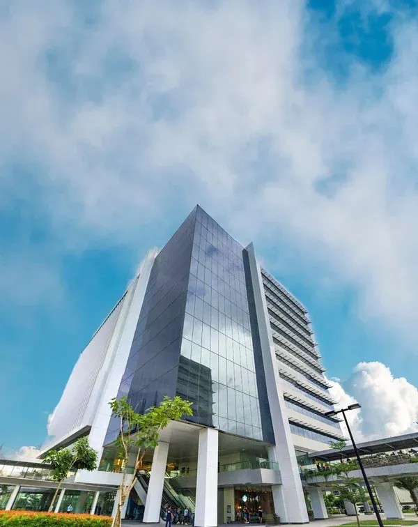 KMC Solutions — One West Aeropark workspace view 5